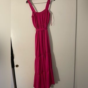 INC women’s maxi, long dress, nwt. Size medium. Pink.